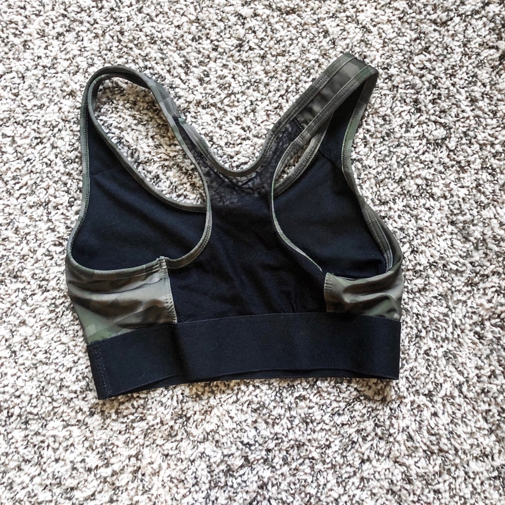 SOLD ONZIE CAMO NWOT bra size S/M - Picture 2 of 4